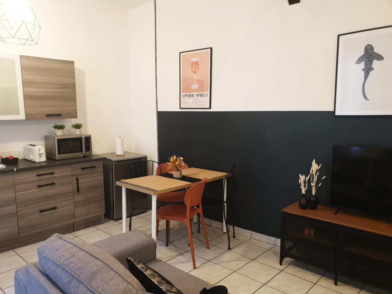 Apartment A Deux Pas Des Halles - Hypercentre - Ideal Couple *